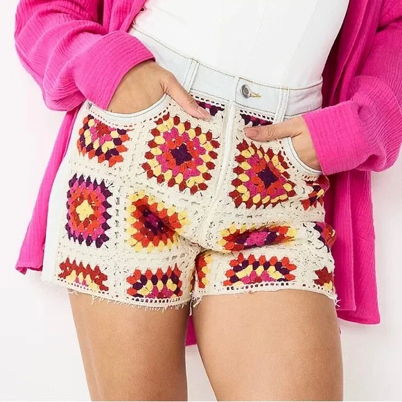 NEW SO Denim Crochet Shorts. Size 11 / 30W - Picture 1 of 9